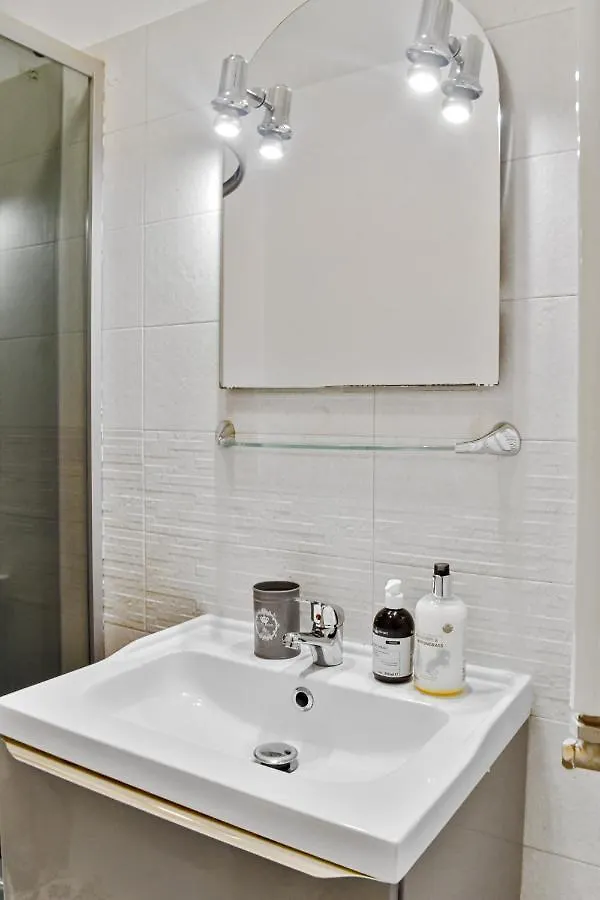 Homestay Otopeni